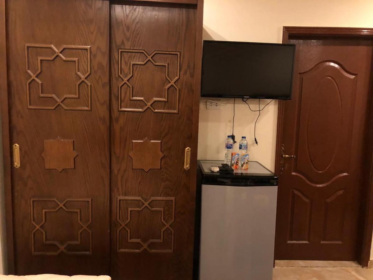 Full Pyramids View Apartment With Balcony For 8 P Kafret el-Gabal Екстериор снимка