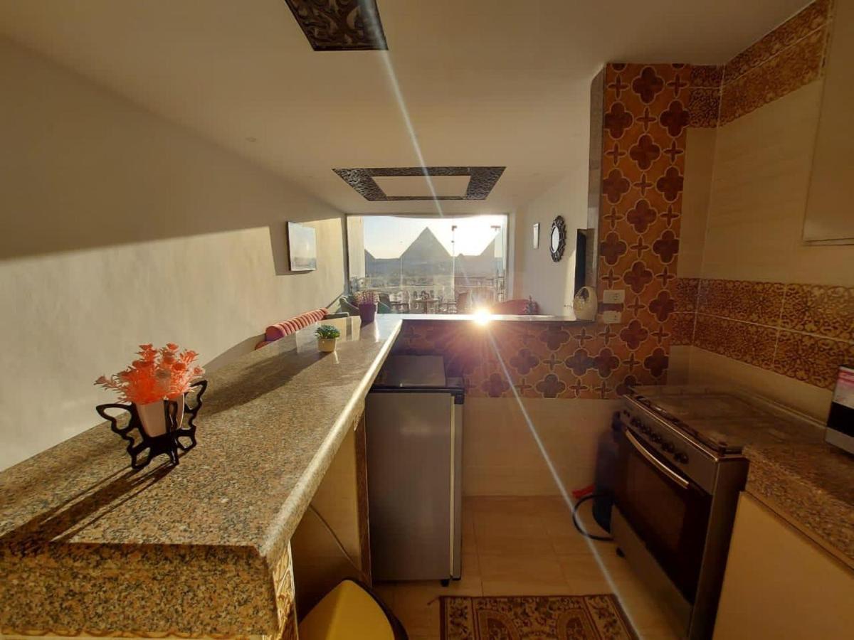 Full Pyramids View Apartment With Balcony For 8 P Kafret el-Gabal Екстериор снимка