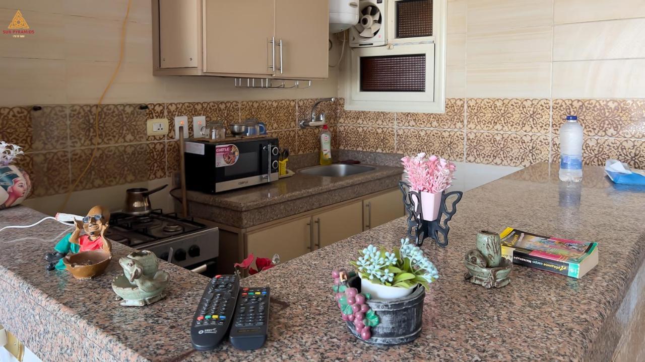 Full Pyramids View Apartment With Balcony For 8 P Kafret el-Gabal Екстериор снимка