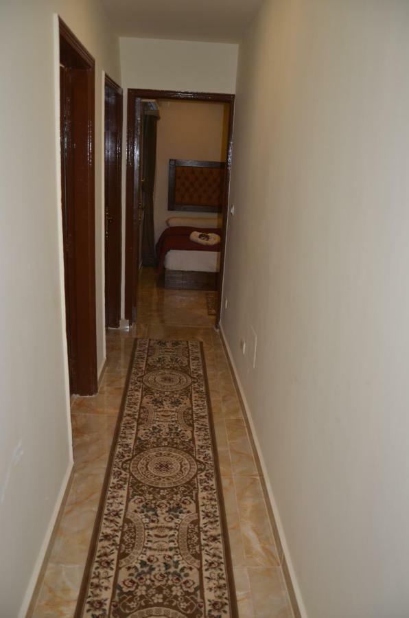 Full Pyramids View Apartment With Balcony For 8 P Kafret el-Gabal Екстериор снимка